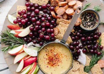 6 Ideas For Hosting A Wonderful Winter Dinner Party