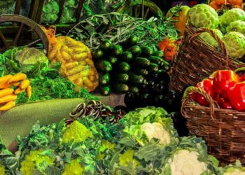 Know the benefits of wholesale food suppliers