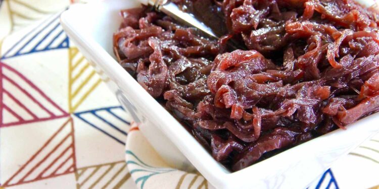 3 Creative Ways of Using Red Onion Relish in Everyday Meals