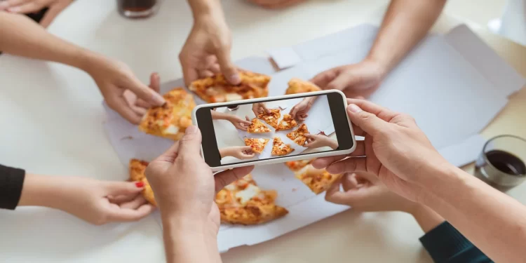 Top tips for achieving perfect food shots with a food photographer