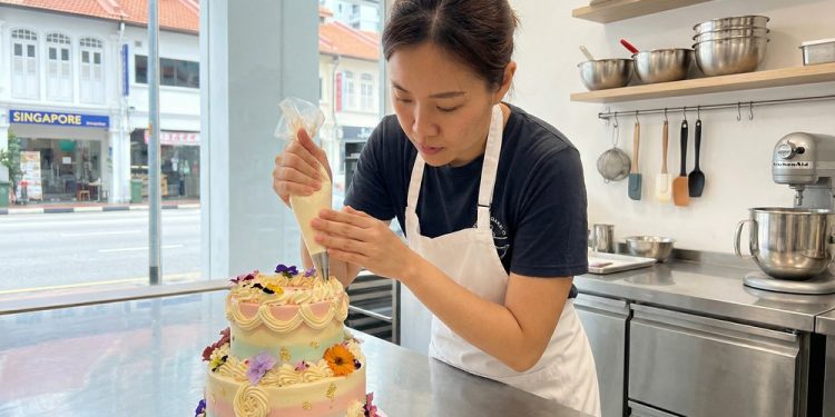 Why Are More Singaporeans Falling in Love with Decadent Whole Cakes?